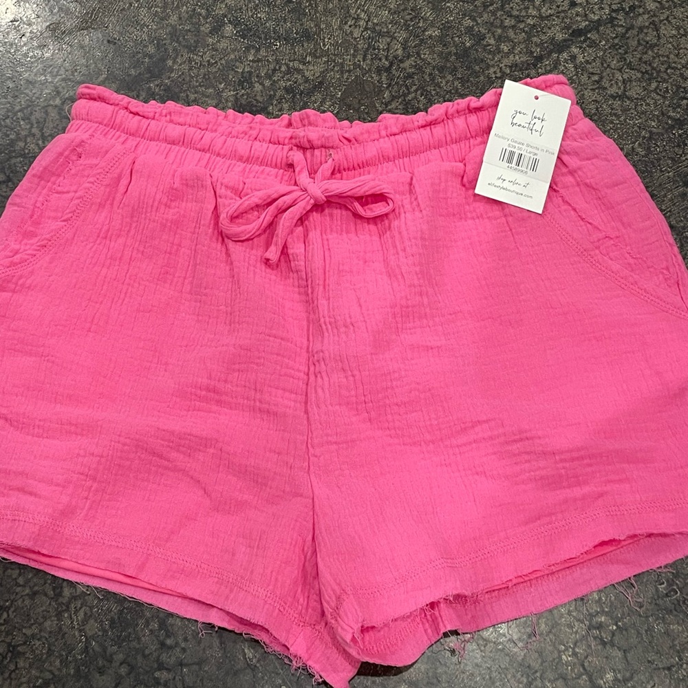 Reverie Gauz Pink Women's Shorts
